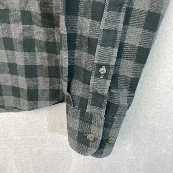Untuckit Flannel Button Up Shirt Mens Medium Green Plaid Vigouroux Wrinkle Free - Picture 11 of 15